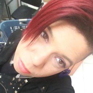 Meet your Posher, Elisa